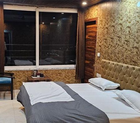 Hotel Mussoorie Gold Mary Dış mekan fotoğraf
